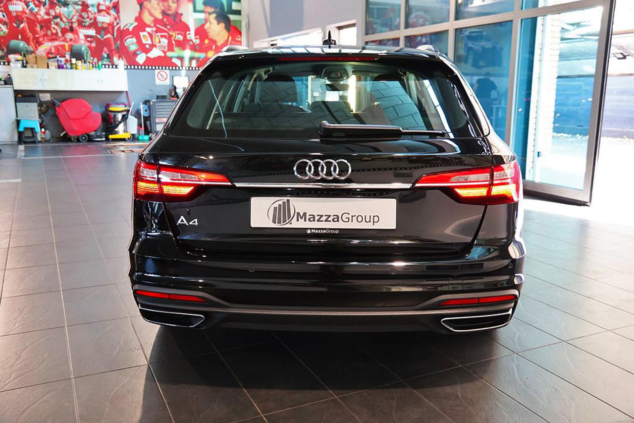 AUDI A4 30 TDI Avant S-Tronic Business - 8