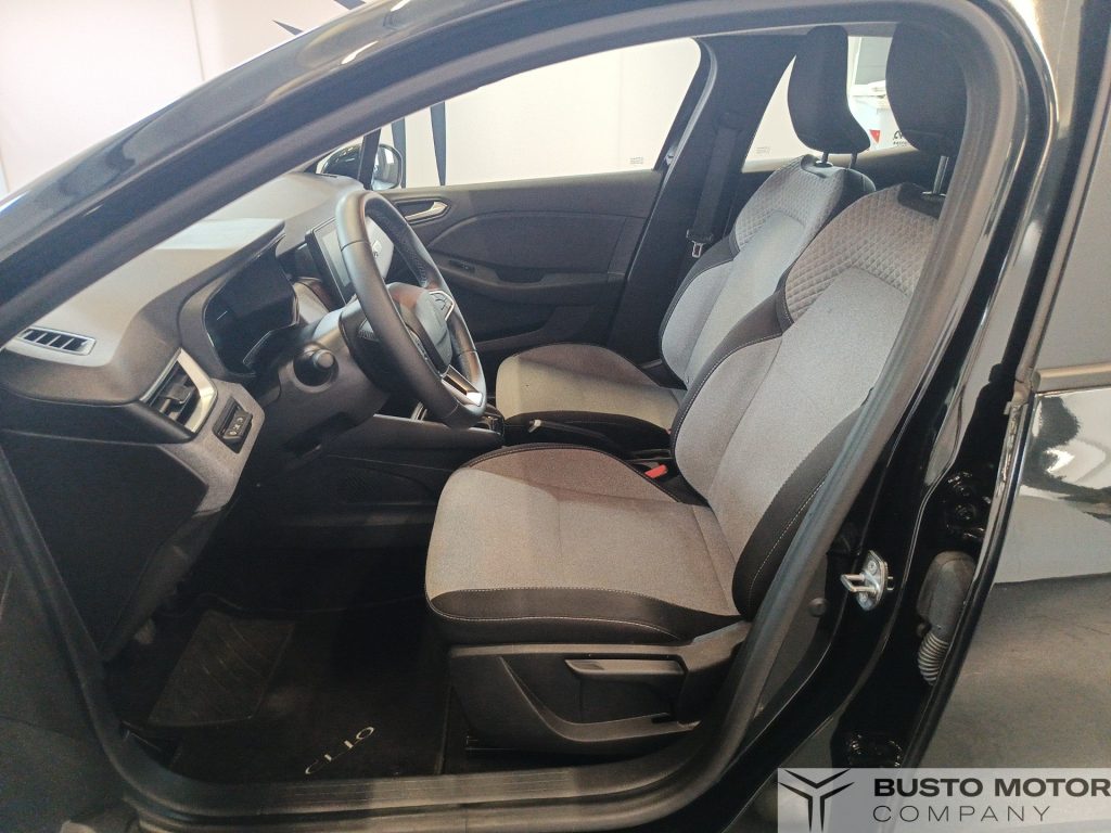 RENAULT Clio Clio 1.0 sce Evolution 65cv - 8