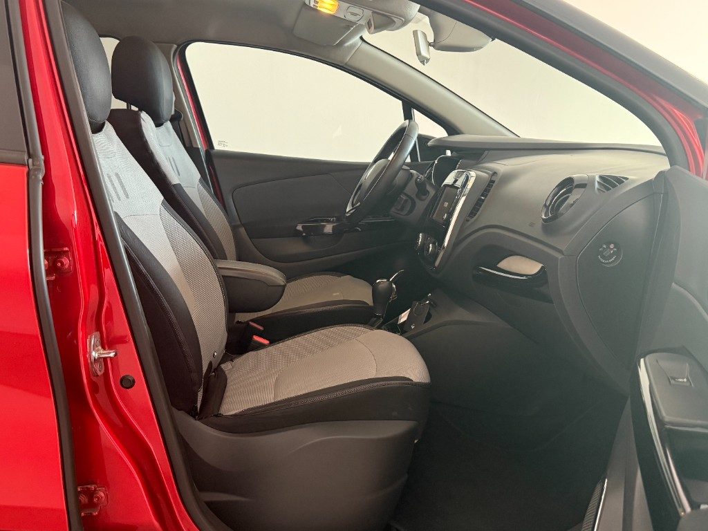 RENAULT Captur TCe 120 CV EDC Start&Stop Energy Intens - 9
