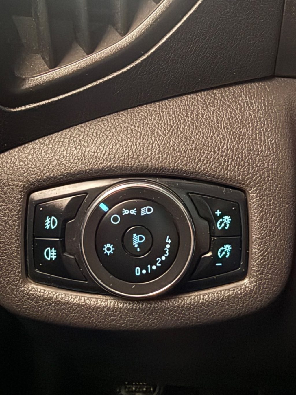 FORD Transit Connect 230 1.5 TDCi 120CV PL-DC COMBI Trend - 18