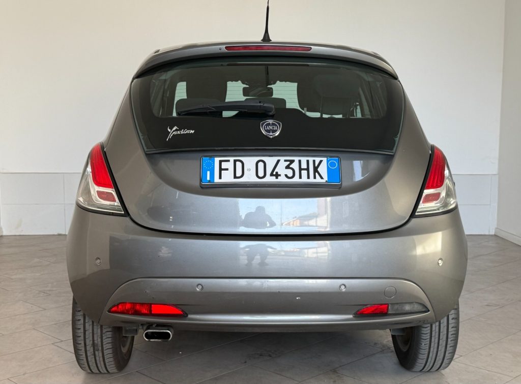 LANCIA Ypsilon 1.2 69 CV 5 porte Platinum - 6