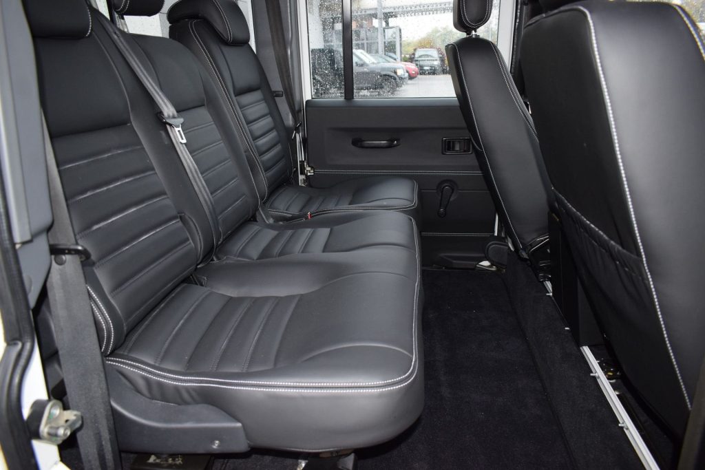 LAND ROVER Defender Defender 110 2.2 TD4 Station Wagon AUTOCARRO N1 - 15