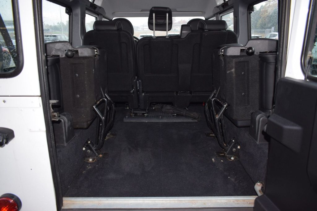 LAND ROVER Defender Defender 110 2.2 TD4 Station Wagon AUTOCARRO N1 - 18