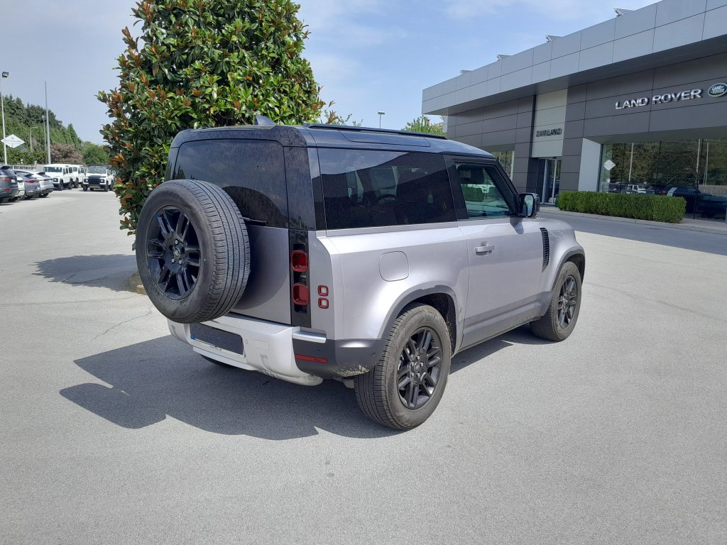 LAND ROVER Defender 3.0D I6 250 90 SE AWD auto. - 8