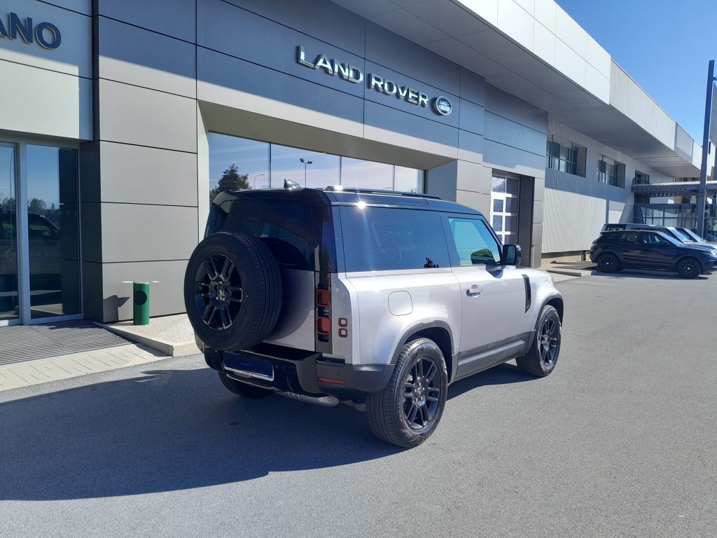 LAND ROVER Defender 3.0D I6 250 90 SE AWD auto. IVA ESPOSTA - 8