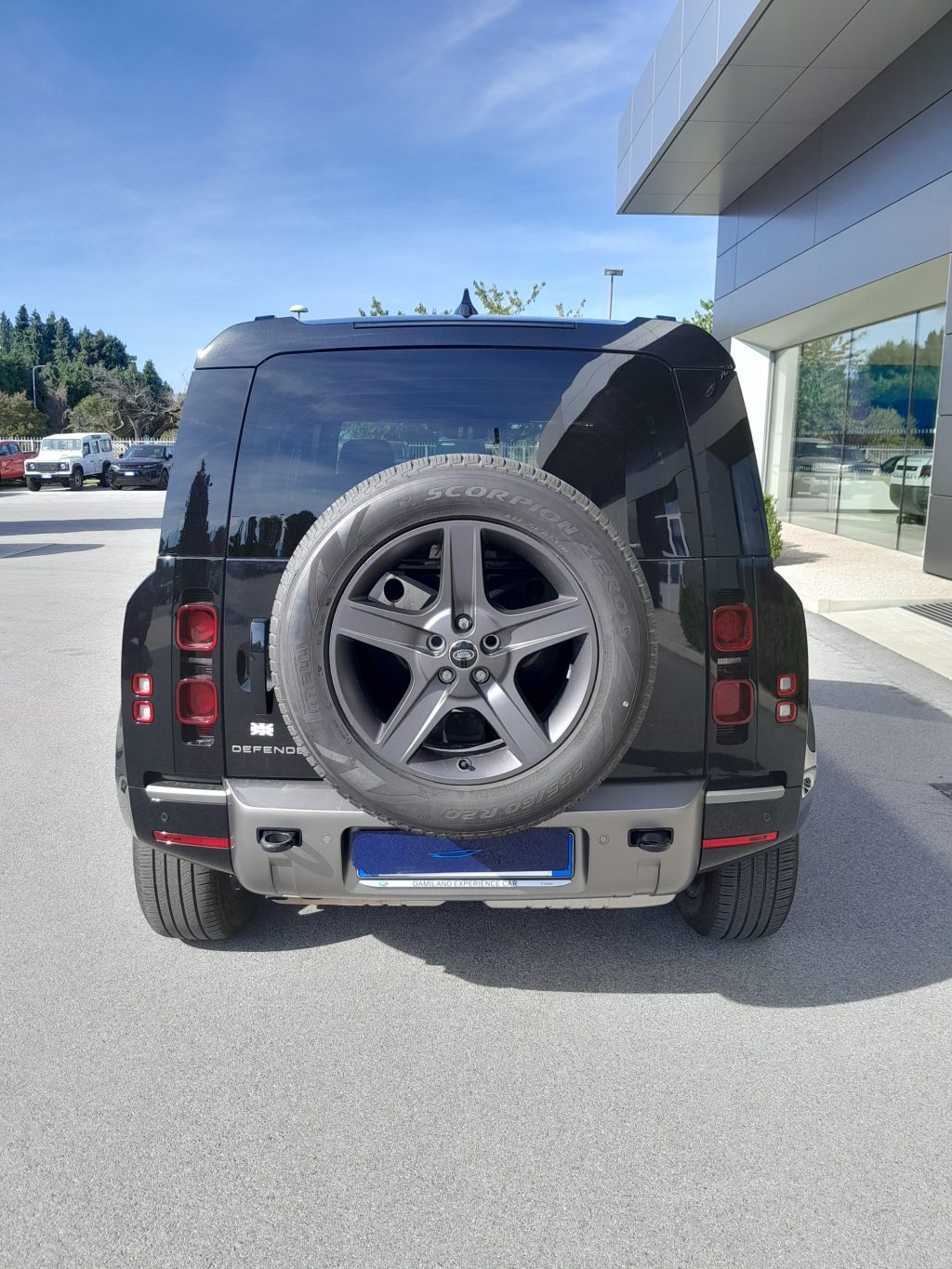 LAND ROVER Defender D200 AWD Auto 110 X-Dynamic SE - 7
