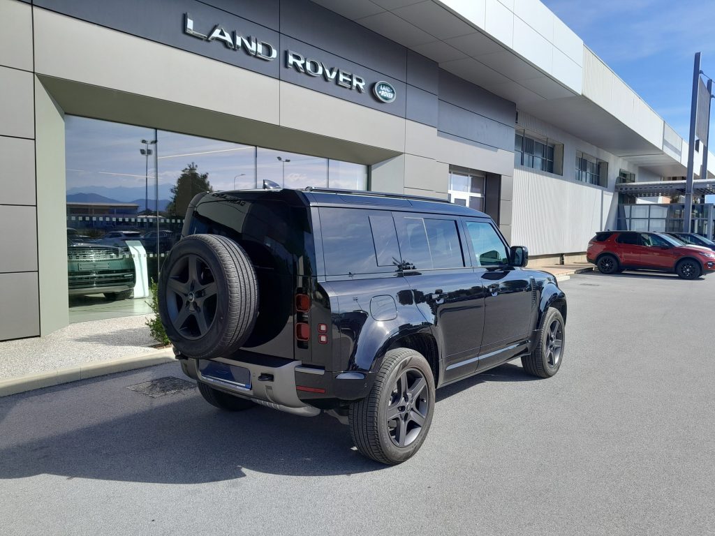 LAND ROVER Defender D200 AWD Auto 110 X-Dynamic SE - 8