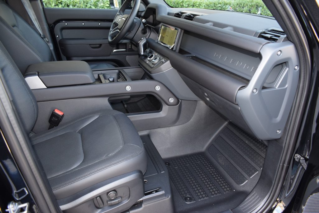LAND ROVER Defender D200 AWD Auto 110 X-Dynamic SE - 13