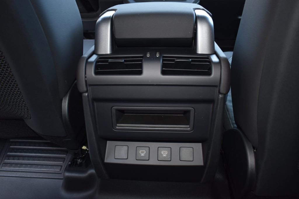 LAND ROVER Defender D200 AWD Auto 110 X-Dynamic SE - 20