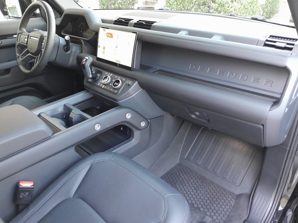 LAND ROVER Defender D200 AWD Auto 110 X-Dynamic SE IVA ESPOSTA - 27