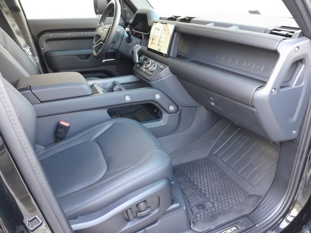LAND ROVER Defender D200 AWD Auto 110 X-Dynamic SE IVA ESPOSTA - 32