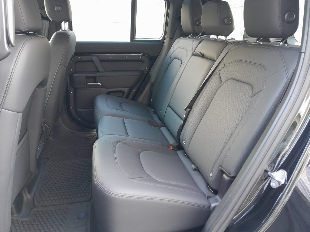 LAND ROVER Defender D200 AWD Auto 110 X-Dynamic SE IVA ESPOSTA - 33
