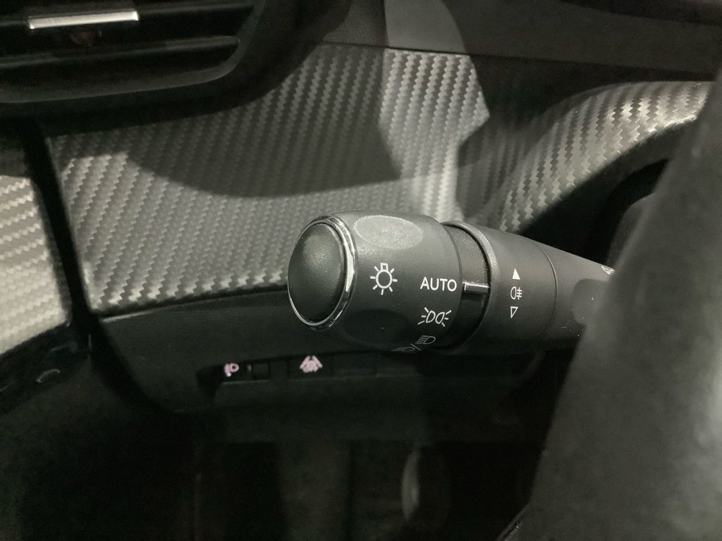 PEUGEOT 208 PureTech 100 Stop&Start 5 porte Allure - 20
