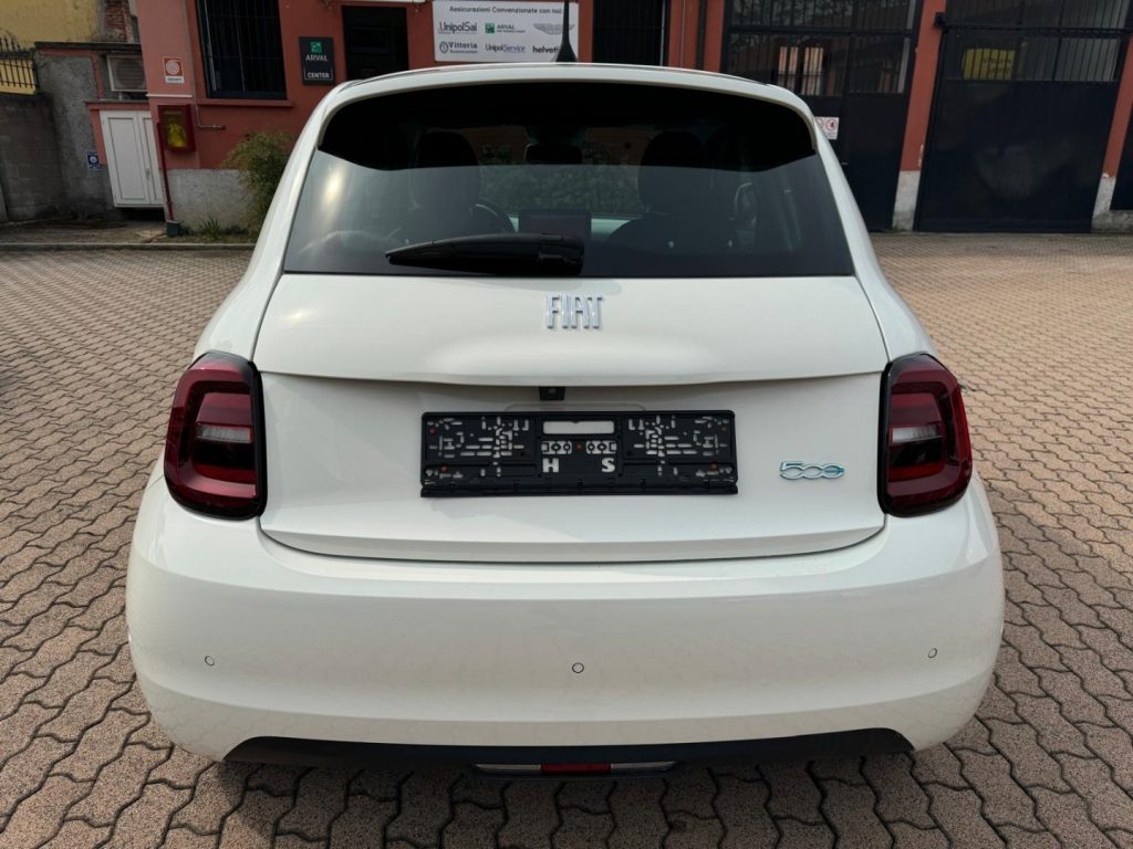 FIAT 500 HYBRID ICON KM0 - 7