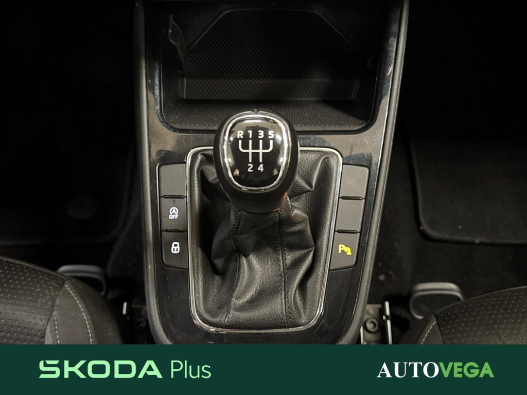 SKODA Fabia 1.0 tsi selection 95cv - 11