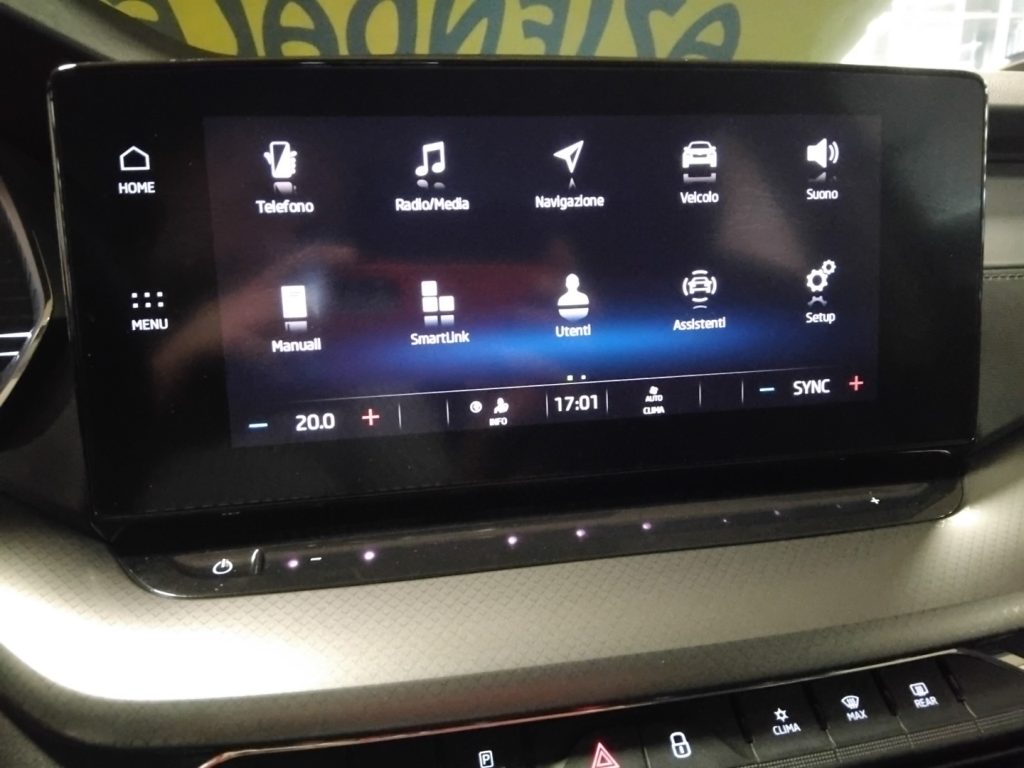 SKODA Octavia 1.5 G-TEC DSG Wagon Executive - 23