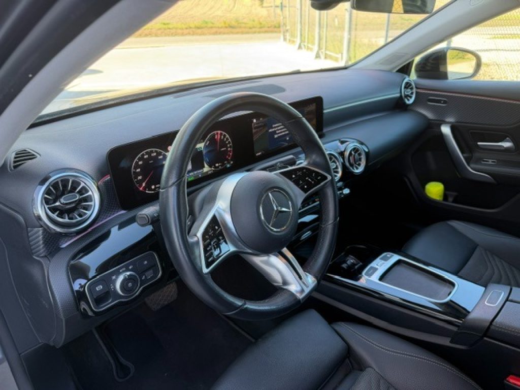 MERCEDES-BENZ A 200 Automatic Progressive Advanced Plus - 11