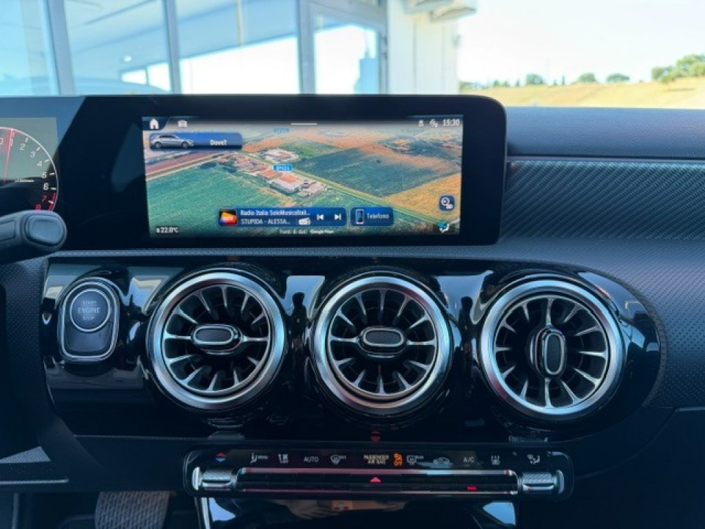 MERCEDES-BENZ A 200 Automatic Progressive Advanced Plus - 18