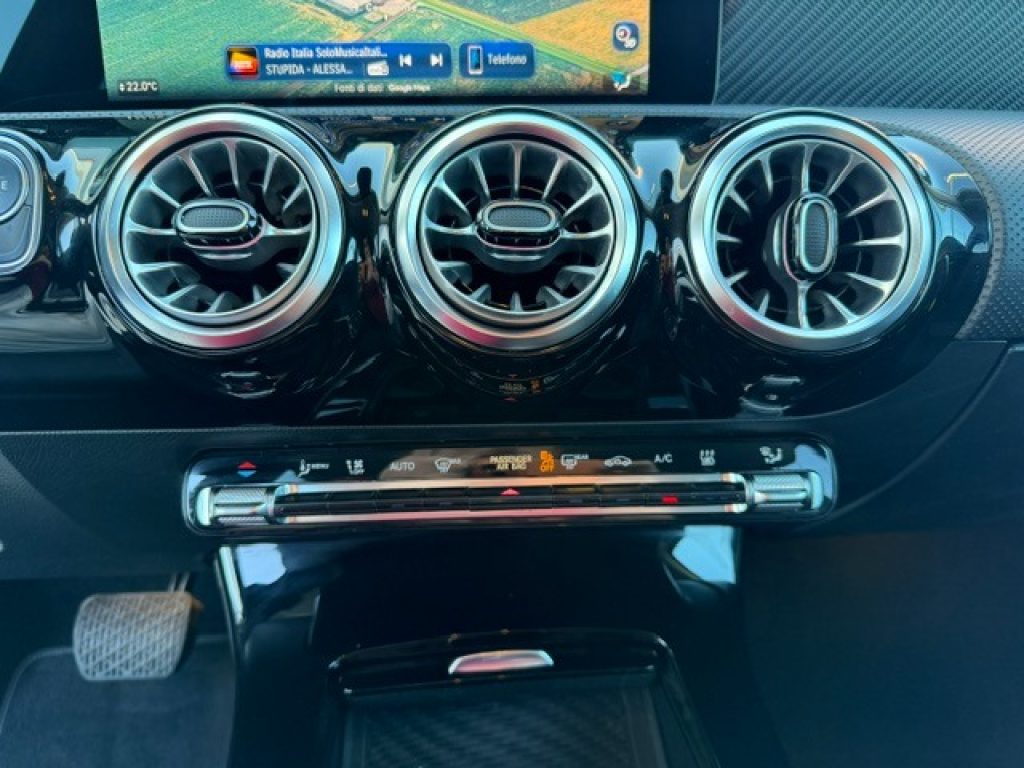 MERCEDES-BENZ A 200 Automatic Progressive Advanced Plus - 20