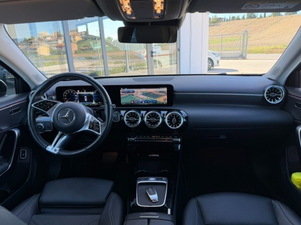 MERCEDES-BENZ A 200 Automatic Progressive Advanced Plus - 25