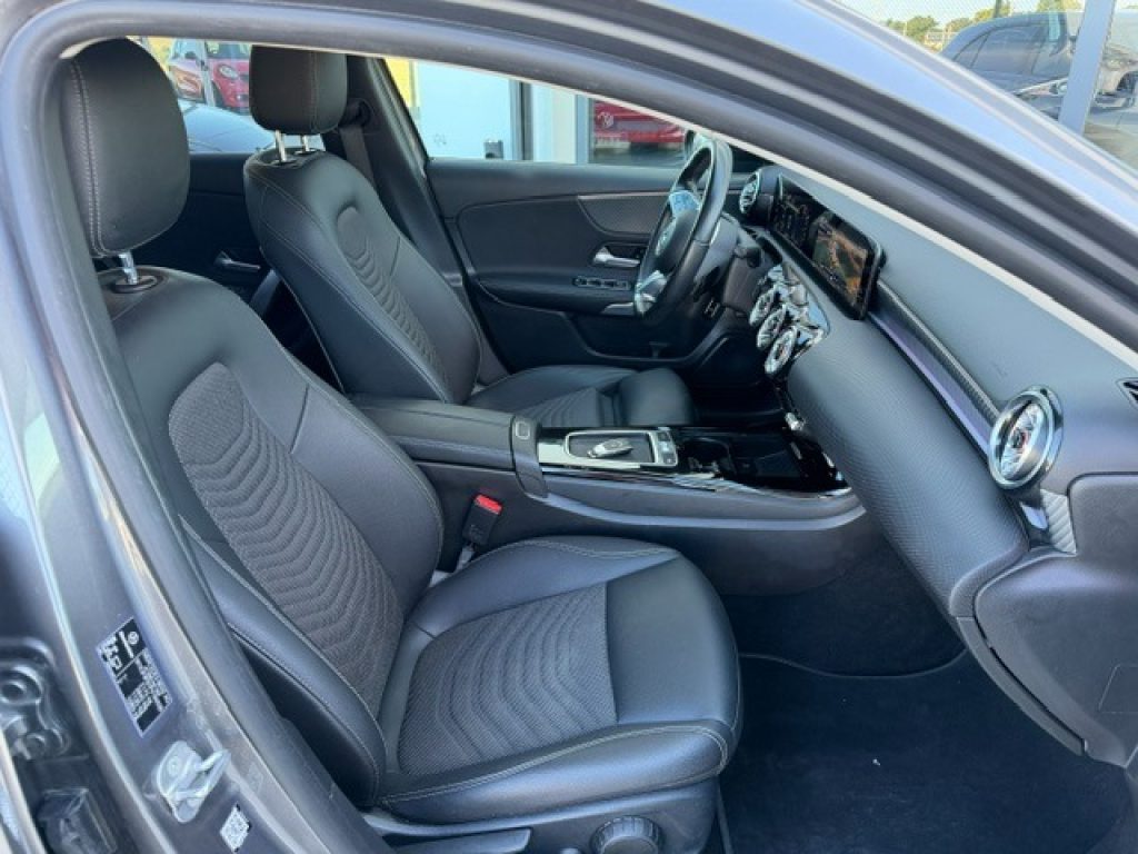 MERCEDES-BENZ A 200 Automatic Progressive Advanced Plus - 26