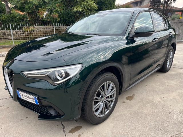 ALFA ROMEO Stelvio Verde metallizzato