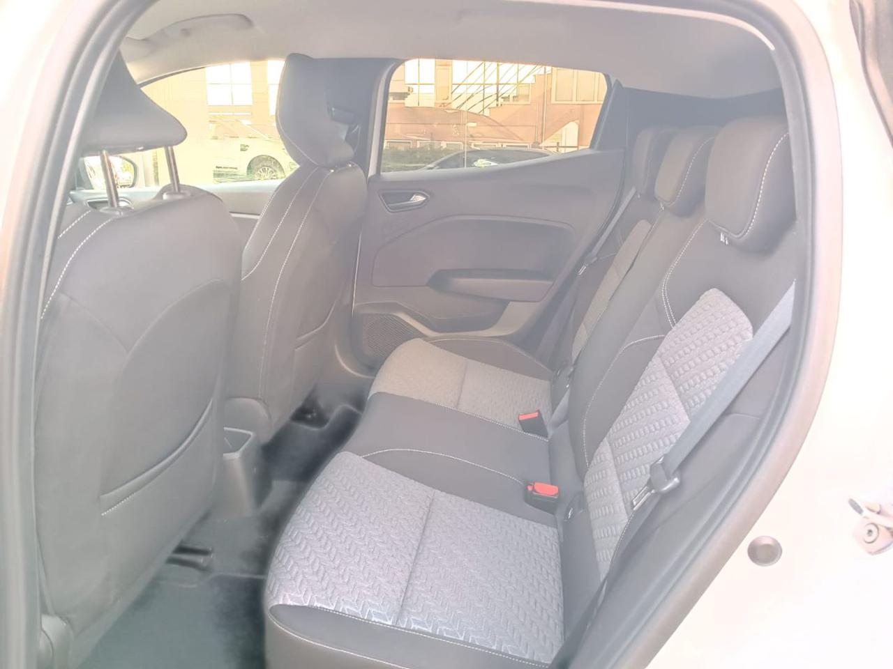 RENAULT Clio Blue dCi 100 CV 5 porte Evolution - 21