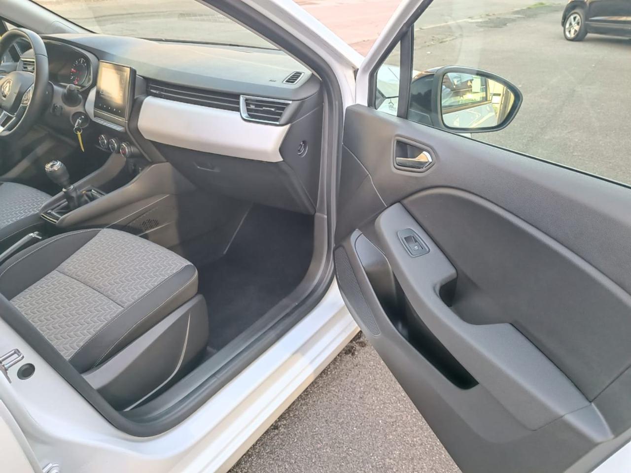 RENAULT Clio Blue dCi 100 CV 5 porte Evolution - 15