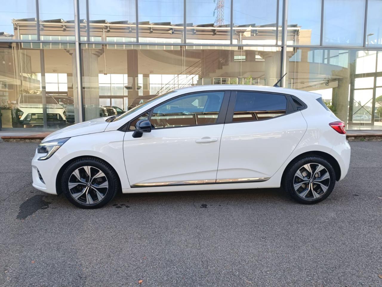 RENAULT Clio Blue dCi 100 CV 5 porte Evolution - 13