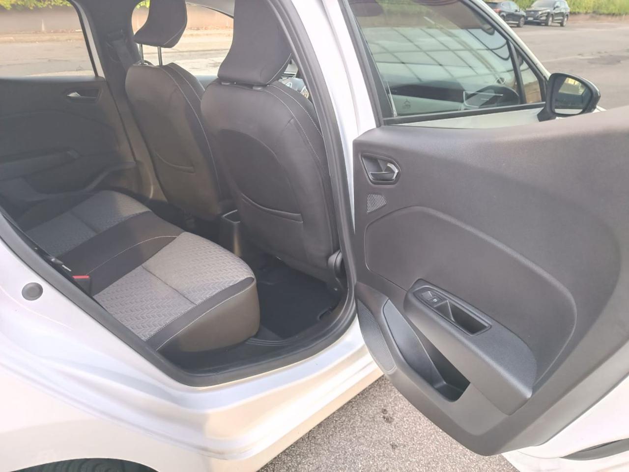 RENAULT Clio Blue dCi 100 CV 5 porte Evolution - 22
