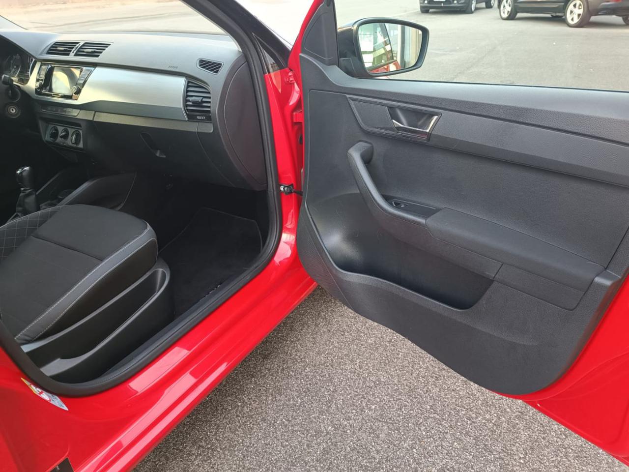 SKODA Fabia 1.0 MPI 75 CV Twin Color Argento - 2