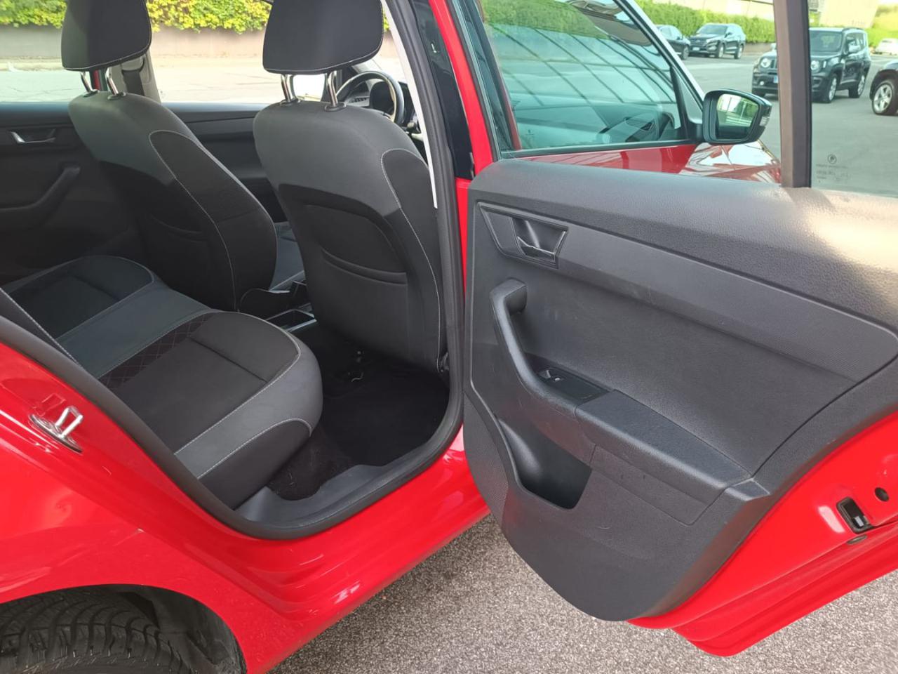 SKODA Fabia 1.0 MPI 75 CV Twin Color Argento - 4