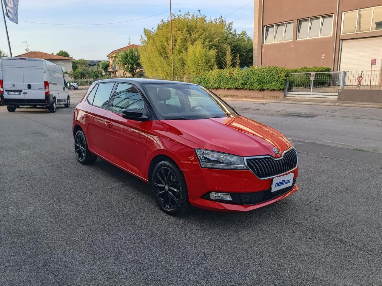 SKODA Fabia 1.0 MPI 75 CV Twin Color Argento - 23
