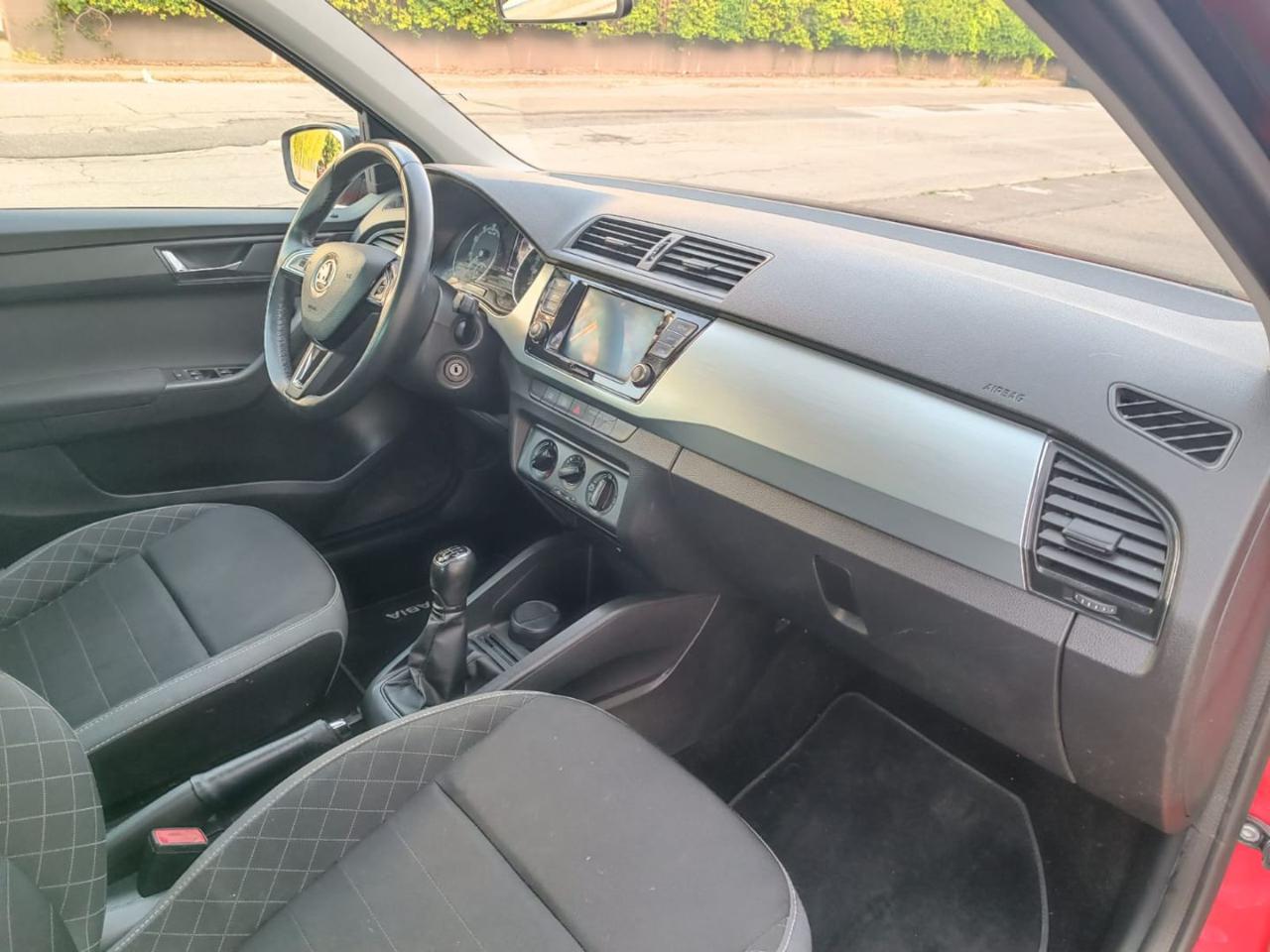 SKODA Fabia 1.0 MPI 75 CV Twin Color Argento - 5