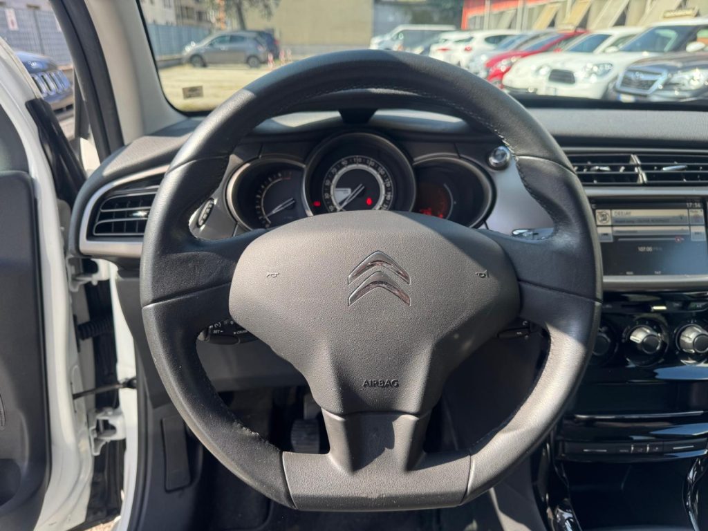CITROEN C3 PureTech 82 Live Edition - 8