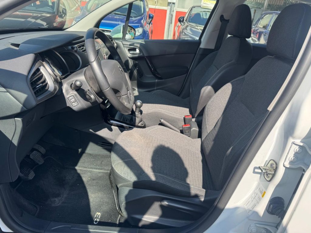 CITROEN C3 PureTech 82 Live Edition - 14