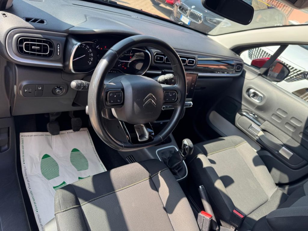 CITROEN C3 PureTech 82 Shine - 16