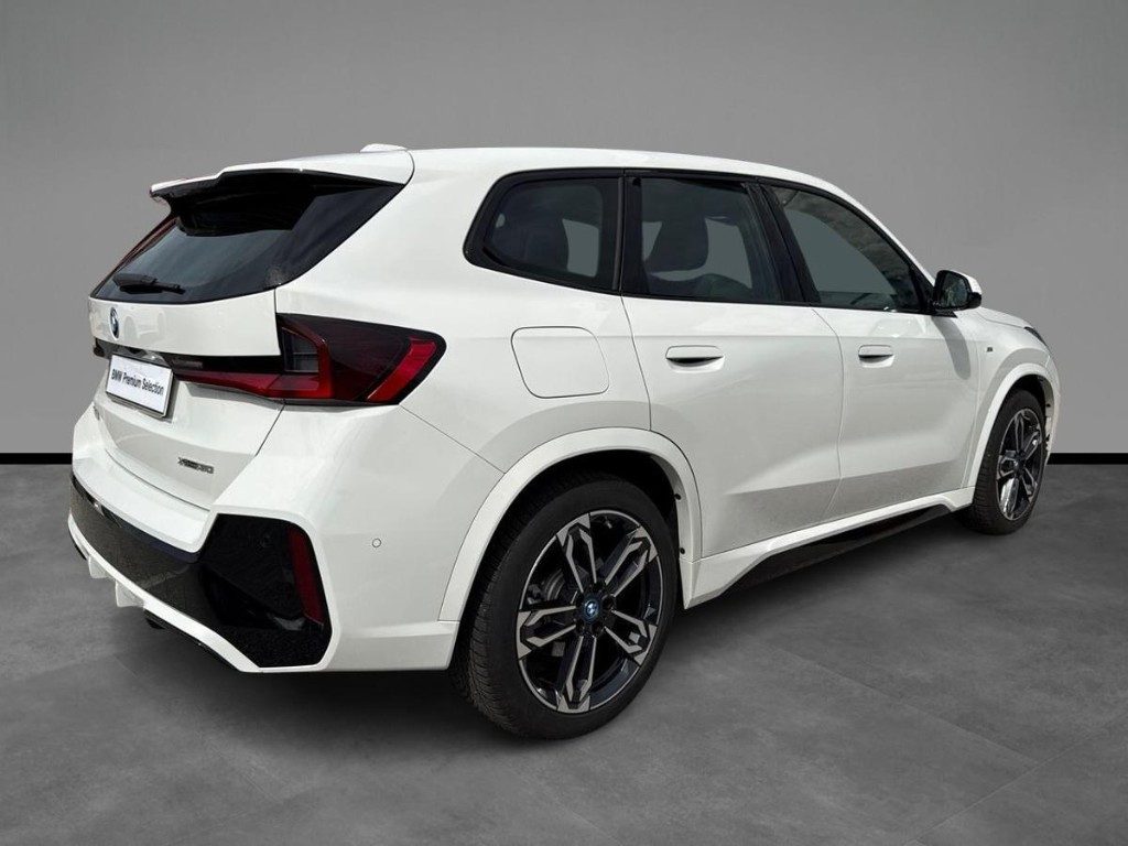 BMW iX1 xDrive 30 Msport Aut. - 14