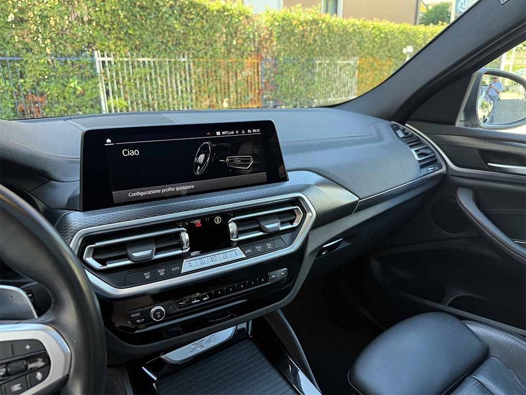 BMW X4 xdrive 20d mhev 48V Msport M SPORT TETTO CERCHI 20 - 18