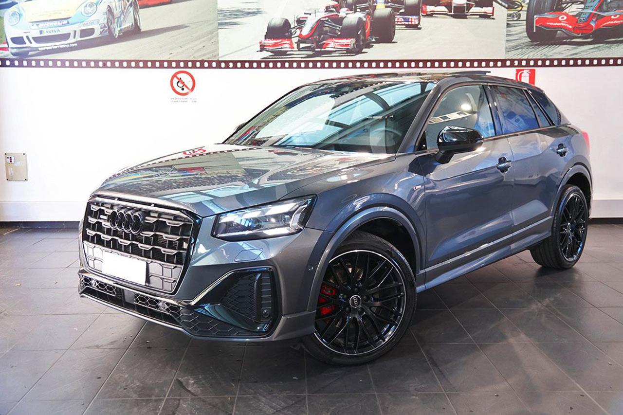 AUDI Q2 40 TFSI Quattro S-Tronic Identity Black - 8