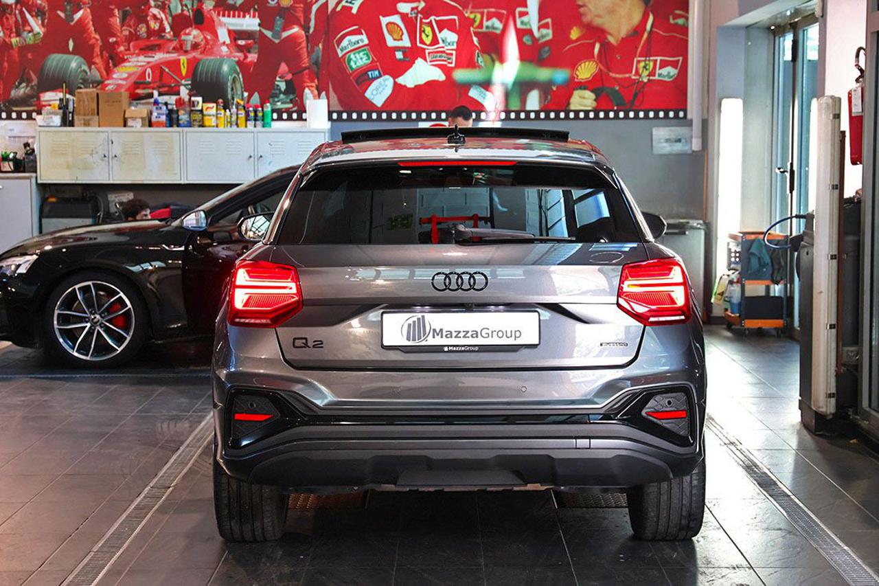 AUDI Q2 40 TFSI Quattro S-Tronic Identity Black - 4