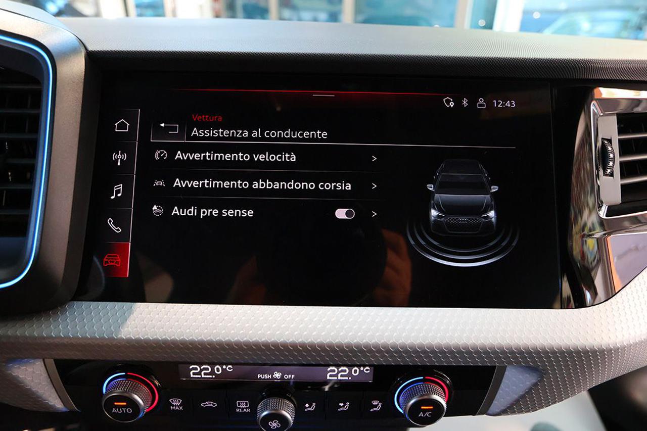 AUDI A1 40 TFSI Sportback S-Tronic S-Line - 29