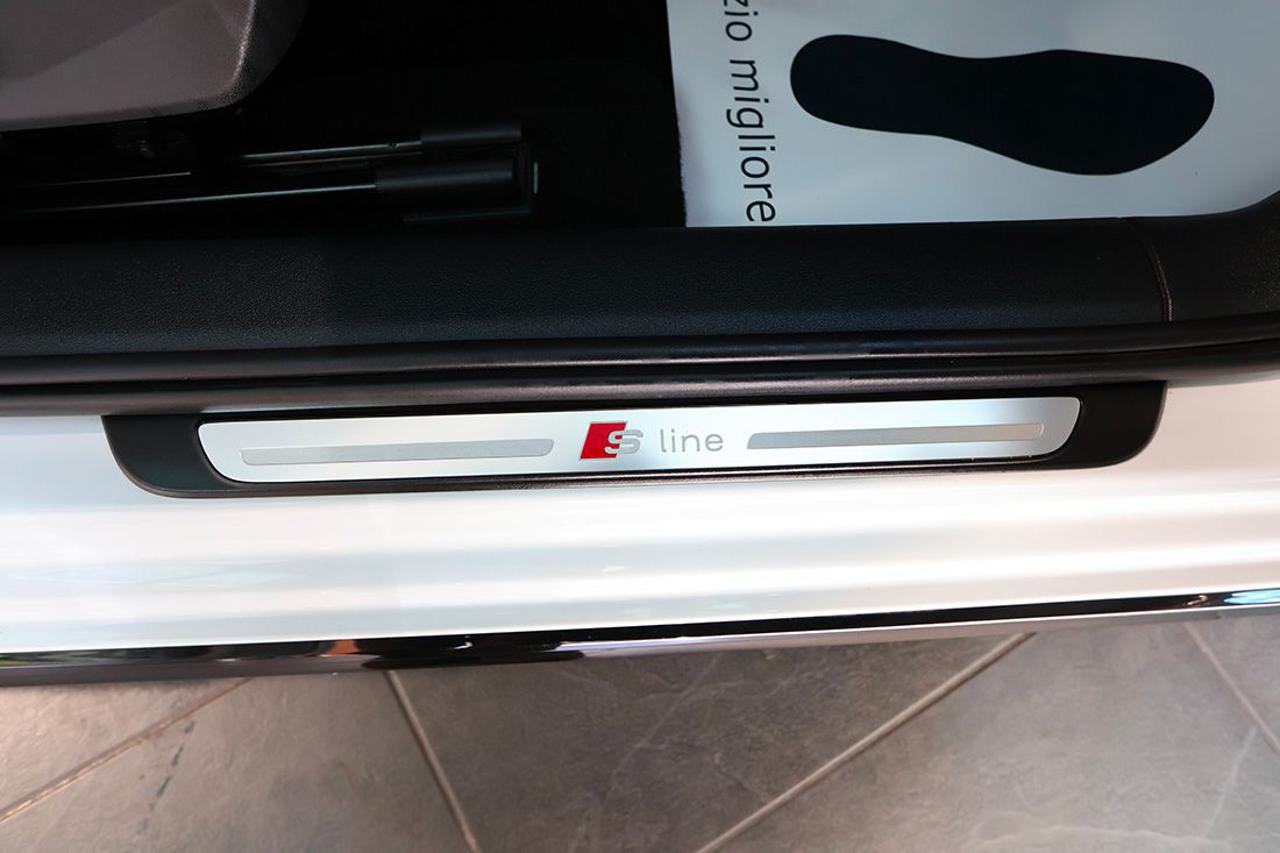 AUDI A1 40 TFSI Sportback S-Tronic S-Line - 39