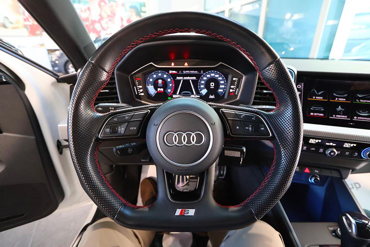 AUDI A1 40 TFSI Sportback S-Tronic S-Line - 20