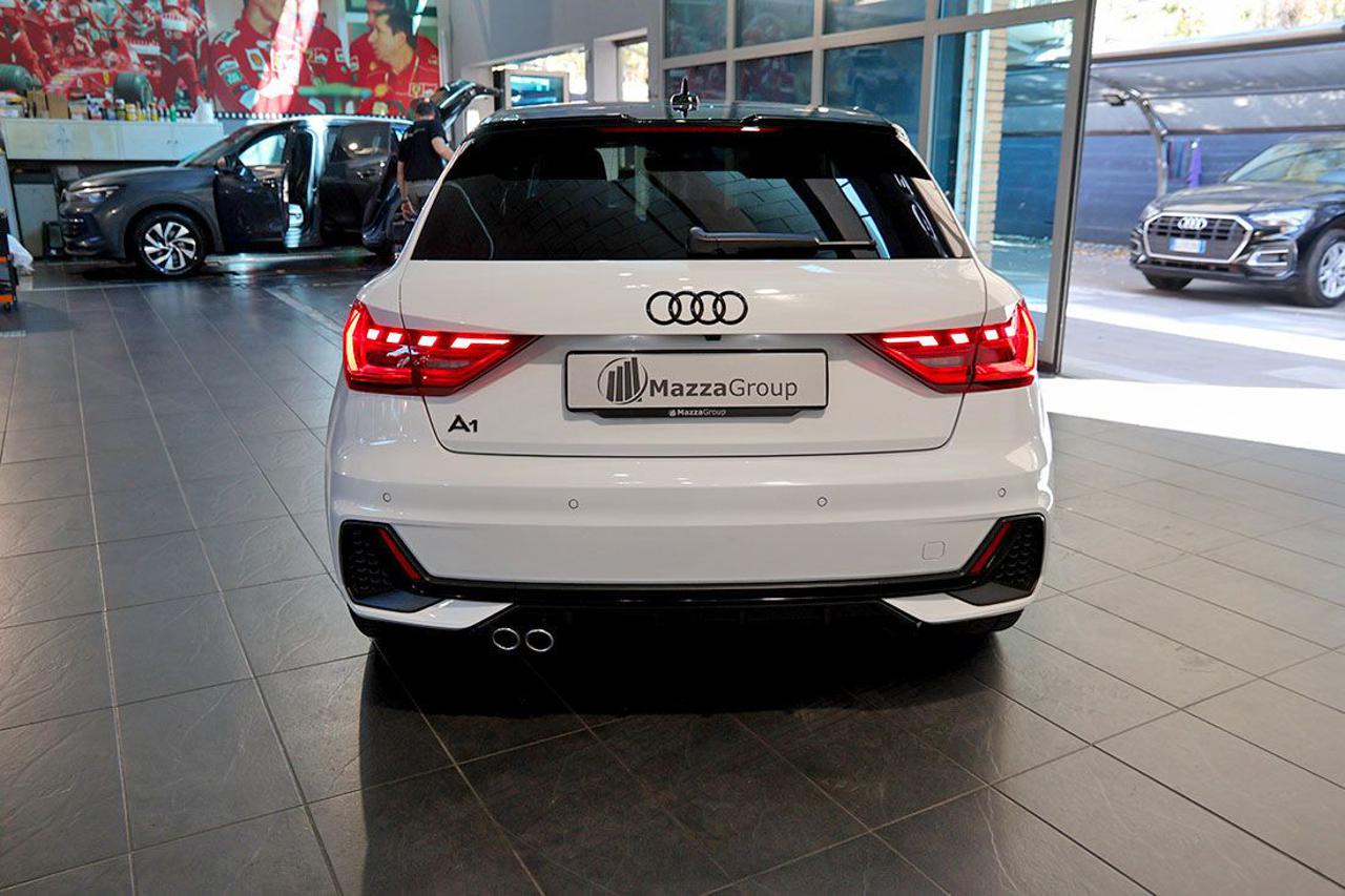 AUDI A1 40 TFSI Sportback S-Tronic S-Line - 8