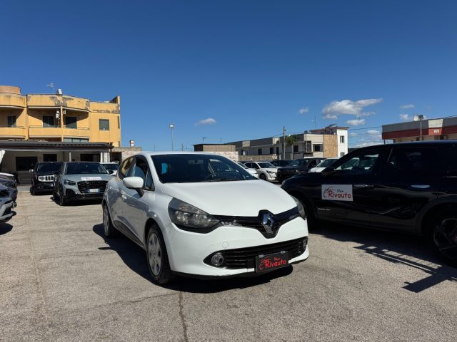 RENAULT Clio Bianco metallizzato