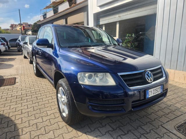 VOLKSWAGEN Touareg Blu metallizzato