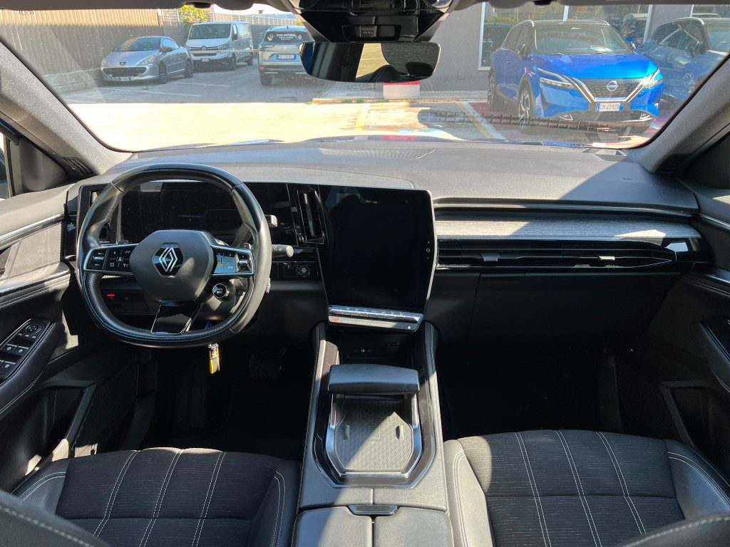 RENAULT Austral Austral Full Hybrid E-Tech 200 CV Techno - 18