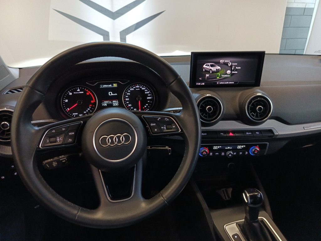 AUDI Q2 30 2.0 tdi Admired Advanced s-tronic - 11