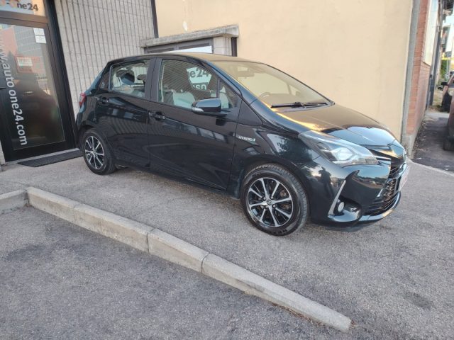 TOYOTA Yaris Nero Cinema  metallizzato